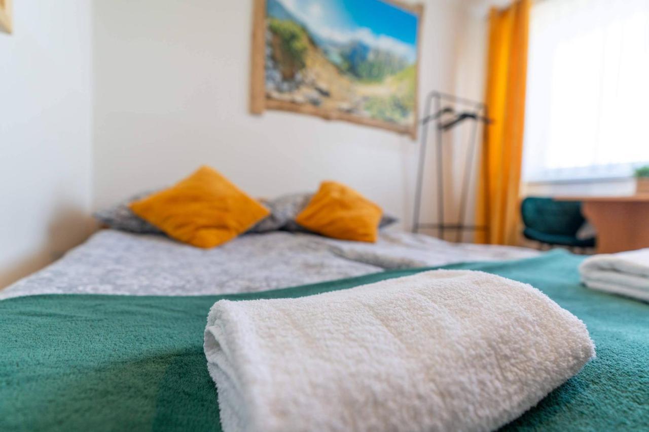 Widokowy Apartament - Pokoje Goscinne Banska Wyzna Exterior foto
